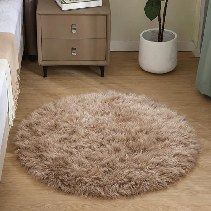 Goolela Beige Circle Faux Fur Rug 3ft Fuzzy Furry Small Round Sheepskin Rug for Bedroom Dorm Soft Shaggy Plush Aesthetic Carpet Washable