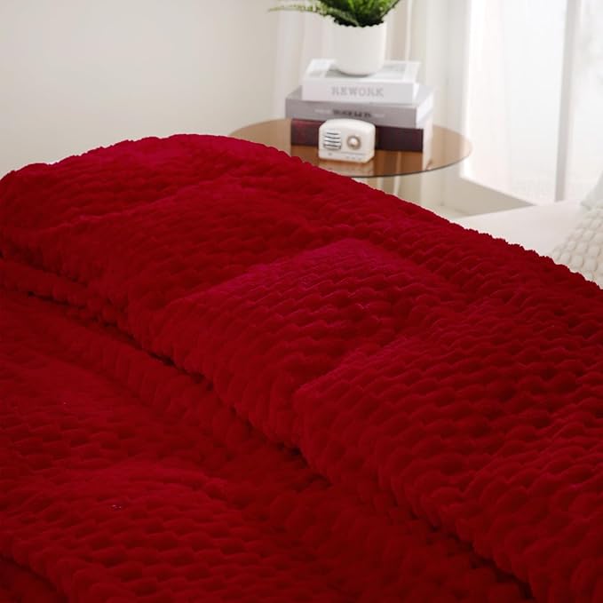 Red Throw Blanket 50"×60" inches Gifts for Mom Fuzzy 3D Jacquard Decorative Flannel Fleece Super Soft Plush Cozy Blanket for Couch Sofa Chair Lightweight