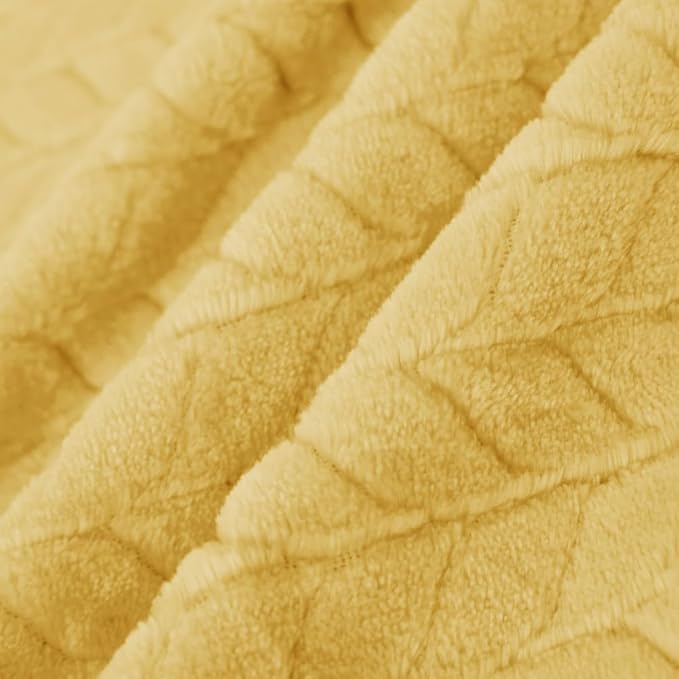 inhand Fleece Twin Blanket for Bed Champagne Gold Throw Blanket for Couch Super Soft Cozy Warm Blankets and Throws Lightweight Fuzzy Large Blanket for Sofa Bed Office,60x90 inches