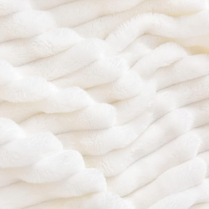 BEDELITE Fleece Blanket King Size – 3D Ribbed Jacquard Soft and Warm Decorative Fuzzy Blankets – Cozy, Fluffy, Plush Lightweight Throw Blankets for Couch, Bed, Sofa(Off White, 108x90 inches)
