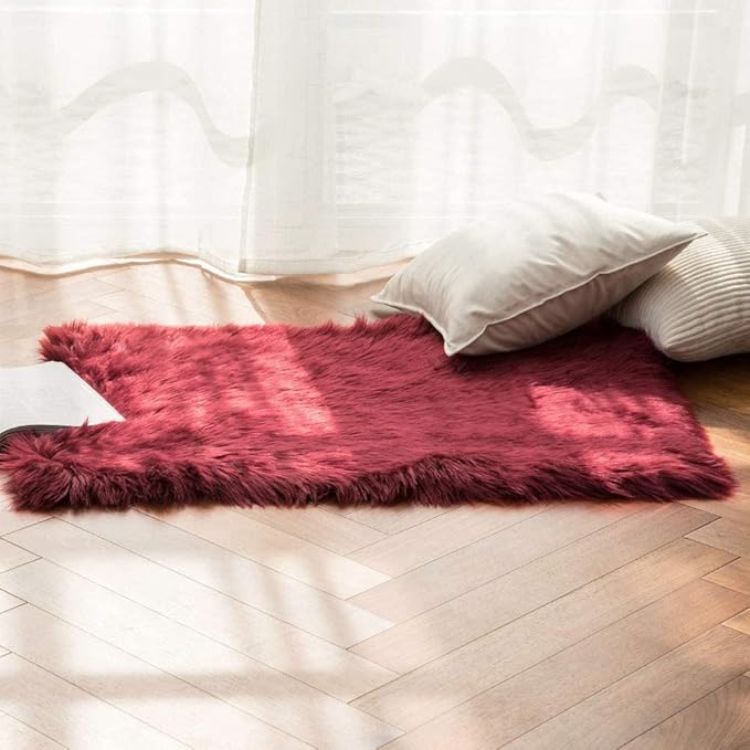 MIULEE Fluffy Rug Soft Shaggy Faux Fur Area Rug Luxury Plush Rectangle Carpet for Bedroom Living Room Sofa Chair 2 x 3 Feet,Wine Red