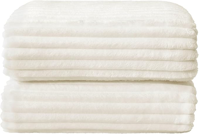 BEDELITE Fleece Blanket Queen Size – 3D Ribbed Jacquard Soft and Warm Decorative Fuzzy Blankets – Cozy, Fluffy, Plush Lightweight Throw Blankets for Couch, Bed, Sofa(Cream, 90x90 inches)