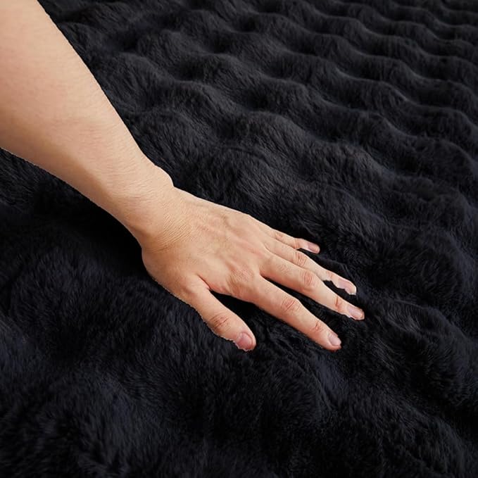 Black Rabbit Plush Rug 5'x8', Fluffy Faux Fur Shaggy Area Rug for Nursery, Kids Room Decor, Soft Fuzzy Carpet for Living Room, Bedroom, Teen Girls Room