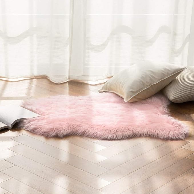 MIULEE Fluffy Rug Soft Shaggy Faux Fur Area Rug Luxury Plush Sheepskin Carpet for Bedroom Living Room Sofa Chair 2 x 3 Feet, Pink