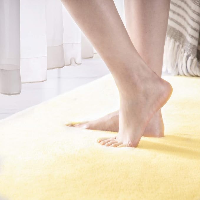 Ashler Faux Fur Rug, Ultra Soft Faux Rabbit Fur, Yellow Area Rugs, 6 x 9 Feet Rectangle, Machine Washable Nursery Decor Throw Rugs for Bedroom, Kids Room, Living Room