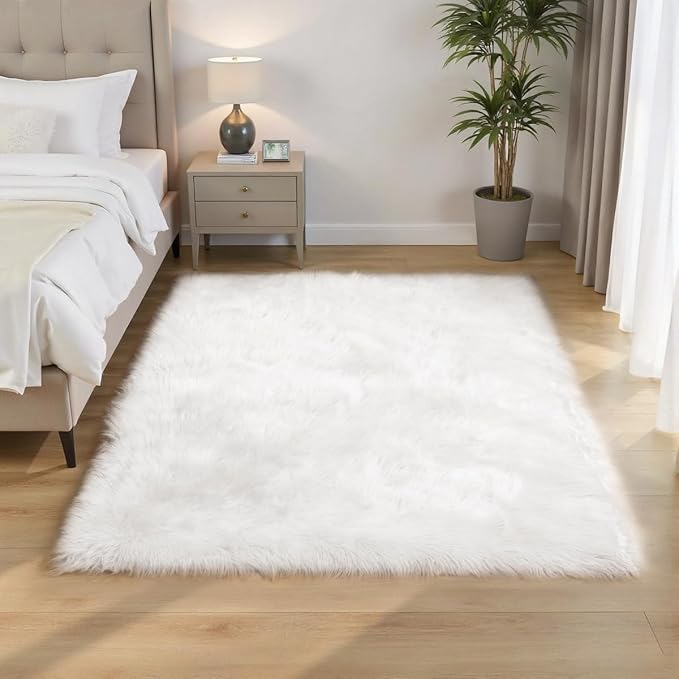 Goolela White Area Rug 5x7 Fluffy Fuzzy Furry Sheepskin Rug for Bedroom Living Room Faux Fur Shaggy Soft Washable Rectangle