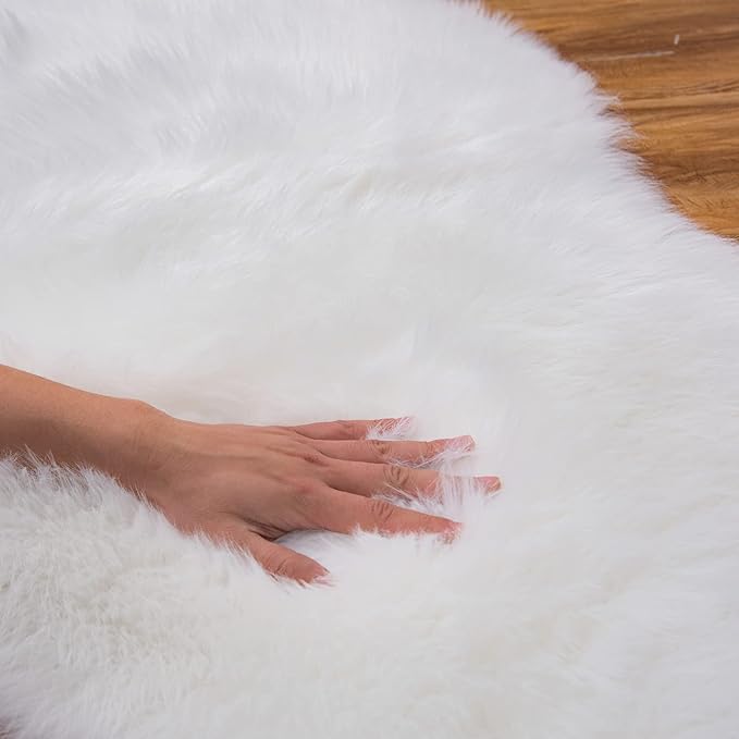 EasyJoy Ultra Soft Fluffy Shaggy Area Rug Faux Fur Rug Chair Cover Seat Pad Fuzzy Area Rug for Bedroom Floor Sofa Living Room (2 x 4 ft Rectangle, White)