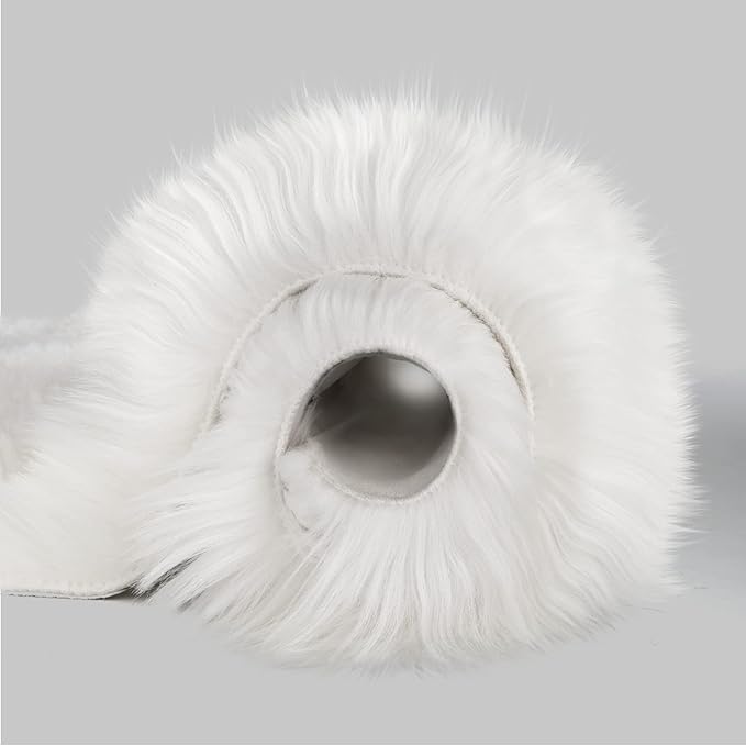 CIICOOL Faux Fur Rug White Fluffy Area Rugs for Bedroom, Thick Fuzzy Shag Rug Furry Bedside Nursery Rug for Living Room Plush Indoor Floor Carpet for Kids Room Teen Dorm, 3x5 ft