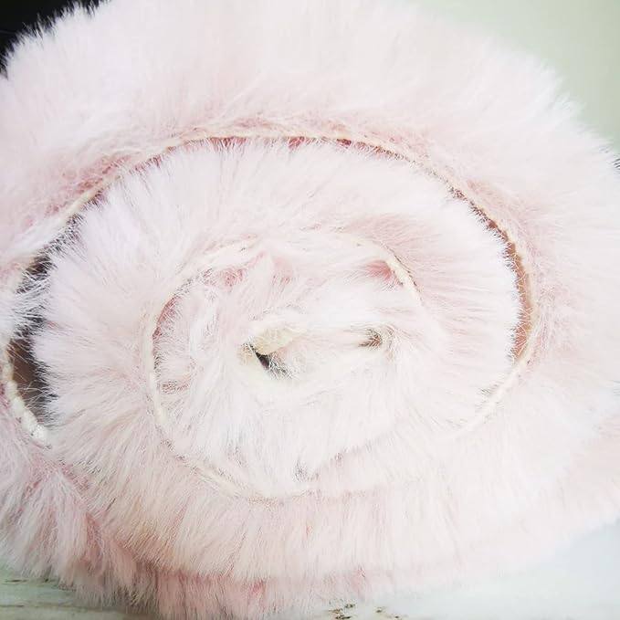 Ghouse Ultra Soft Faux Rabbit Fur Rug 4x6, Machine Washable Area Rugs for Bedroom Fluffy Rugs for Living Room, No-Shedding Carpet Sheepskin Rug Pink