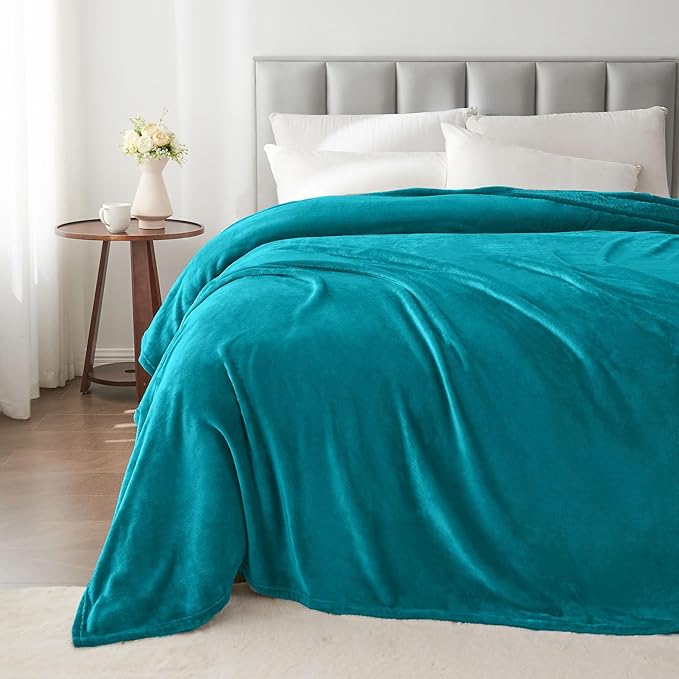 BEDELITE Fleece Blanket King Size Blankets for Bed, Luxury Plush Cozy Fuzzy Blanket 108x90 inches, Super Soft Warm Lightweight Throw Blanket All Seasons Suitable, Bluebird