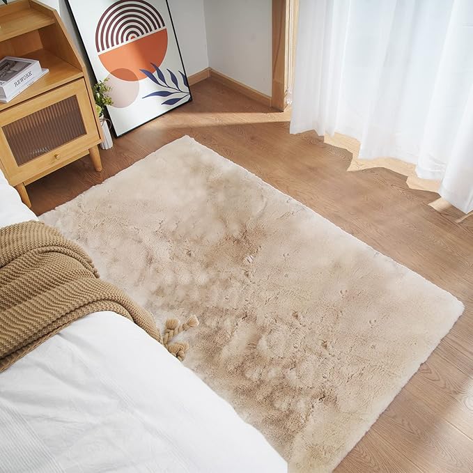 Ghouse Ultra Soft Faux Rabbit Fur Rug, Machine Washable Area Rugs for Bedroom Fluffy Rugs for Living Room, No-Shedding Carpet Sheepskin Rug Light Brown Beige 2 x 6 Feet