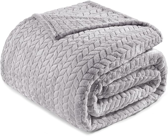 Exclusivo Mezcla Light Grey Fleece Queen Size Blanket for Bed, 90x90 Inches Soft Cozy 3D Decorative Jacquard Flannel Blankets, Lightweight Fuzzy Plush Warm Blankets for All Seasons