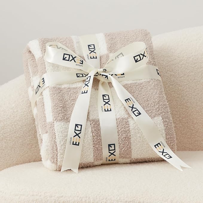 EXQ Home Checkered Throw Blanket, Knitted Blanket with Checkerboard Grid Pattern, Soft Cozy Fluffy Blankets for Couch Bed Sofa, Warm Fuzzy Plaid Blanket for All Seasons (Taupe, 50"×60")