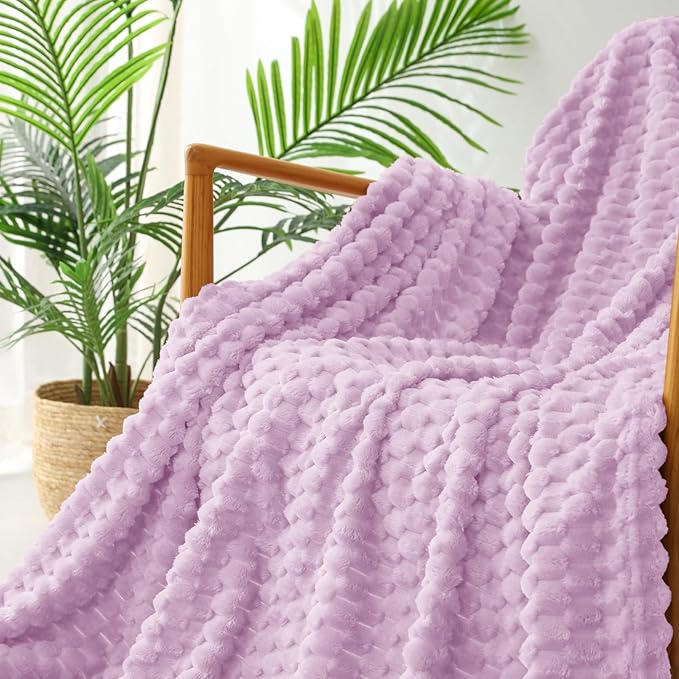 Exclusivo Mezcla Fleece Twin Blanket for Bed, Extra Large Fuzzy Lilac Purple Bed Blankets, Soft Cozy Plush Sofa Throws for All Seasons, 60x80 Inches