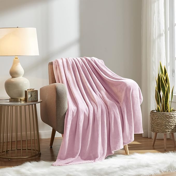KMUSET Fleece Blanket Throw Size Pink Lightweight Super Soft Cozy Luxury Bed Blanket Microfiber