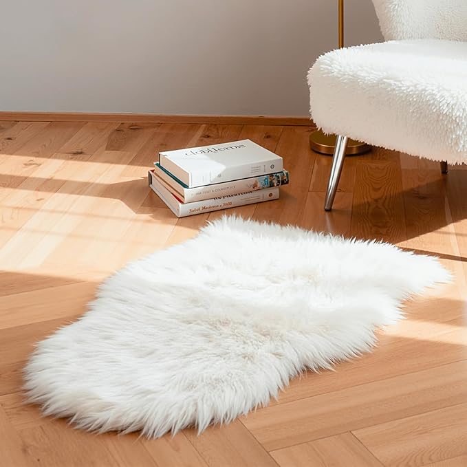 linmopm Faux Fur Rug Sheepskin Shag Fluffy Fuzzy White 2x3 ft Small Rugs for Bedroom Bedside Bed Floor Living Room Plush High-Density Cushion Carpet Super Sofa Cover