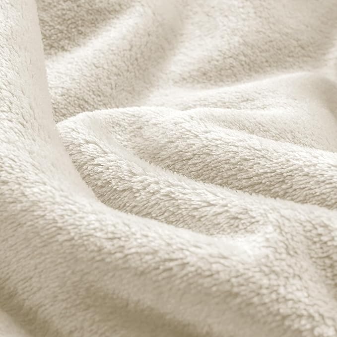 BEDELITE Fleece Blanket Extra Large Blankets for Bed, Luxury Plush Cozy Fuzzy Blanket 120x120 inches, Super Soft Warm Lightweight Throw Blanket All Seasons Suitable, Cream