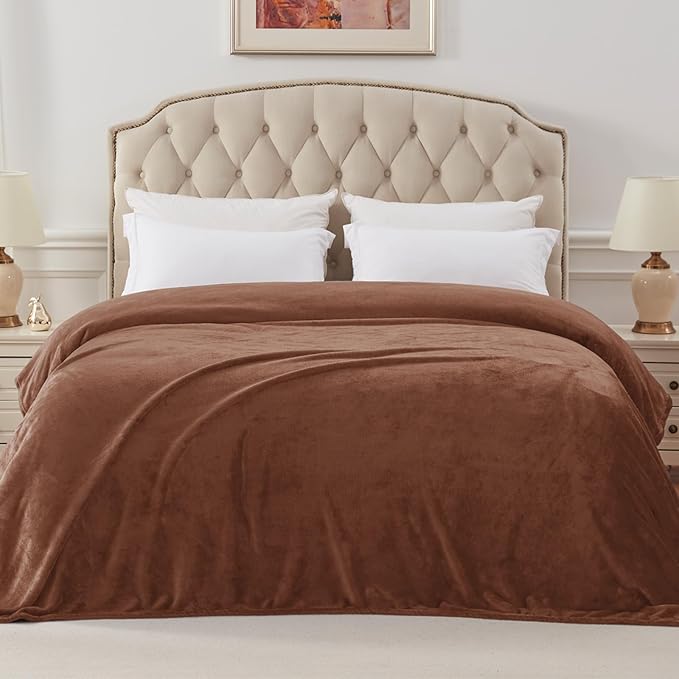Exclusivo Mezcla Fleece Blanket King Size for Bed, Super Soft and Warm, All Season, Cozy, Plush, Lightweight, 90x104 Inches, Brown