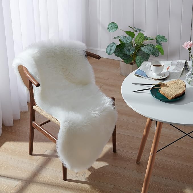 Small Faux Fur Rug 2x4 ft Ultra Soft Sheepskin Rugs Chair Sofa Cover Seat Pad, White Fluffy Shag Rug for Bedroom Nursery Kids Room, Luxury Shaggy Rug Fuzzy Plush Floor Carpets