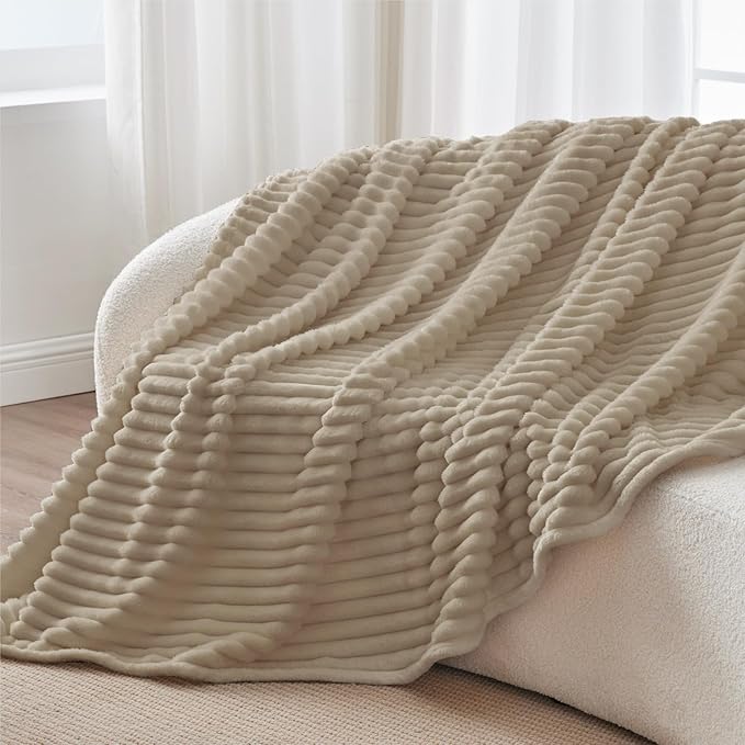 BEDELITE Fleece Throw Blanket for Couch - 300GSM Soft & Warm Fluffy Linen Blanket, Decorative and Giftable Striped Blankets for Women, Men, 50"x60"