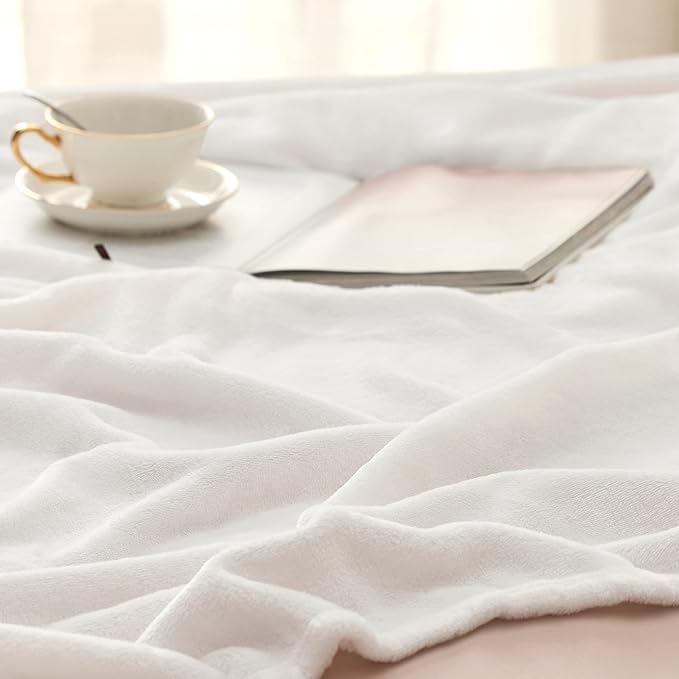 Bedsure GentleSoft Fleece Bed Blankets Full Size White - Soft Lightweight Plush Fuzzy Cozy Luxury Blanket Microfiber, 84x90 inches