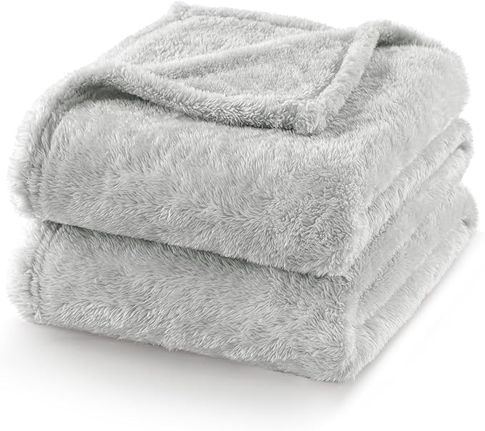 Exclusivo Mezcla Plush Fuzzy Fleece Bed Blanket Twin Size, Super Soft, Fluffy and Warm Blankets for Couch, Bed, All Season (Light Grey, 90x66 Inches)