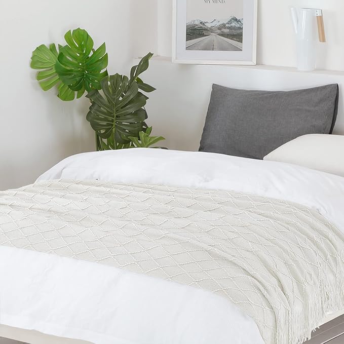 BOURINA Beige Throw Blanket 50x60 Inches Throw Textured Solid Soft Sofa Couch Decorative Knit Blanket