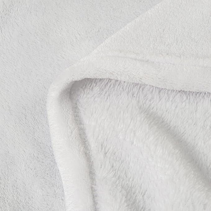 BEDELITE Fleece Blanket King Size Blankets for Bed, Luxury Plush Cozy Fuzzy Blanket 108x90 inches, Super Soft Warm Lightweight Throw Blanket All Seasons Suitable, White