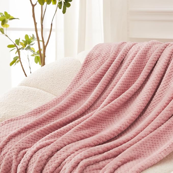 Exclusivo Mezcla Fleece Throw Blanket Extra Large, Super Soft and Warm Blankets for Couch, Sofa and Bed Waffle Textured, Cozy, Fuzzy and Lightweight (Dusty Pink, 50x70 Inches)