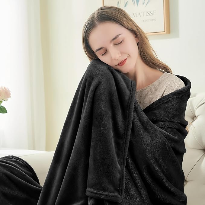 BEDELITE Fleece Blanket Black Throw Blanket for Couch & Bed, Luxury Plush Cozy Fuzzy Blanket 50" x 70", Super Soft Warm Lightweight Fall Throw Blanket for Travel Camping