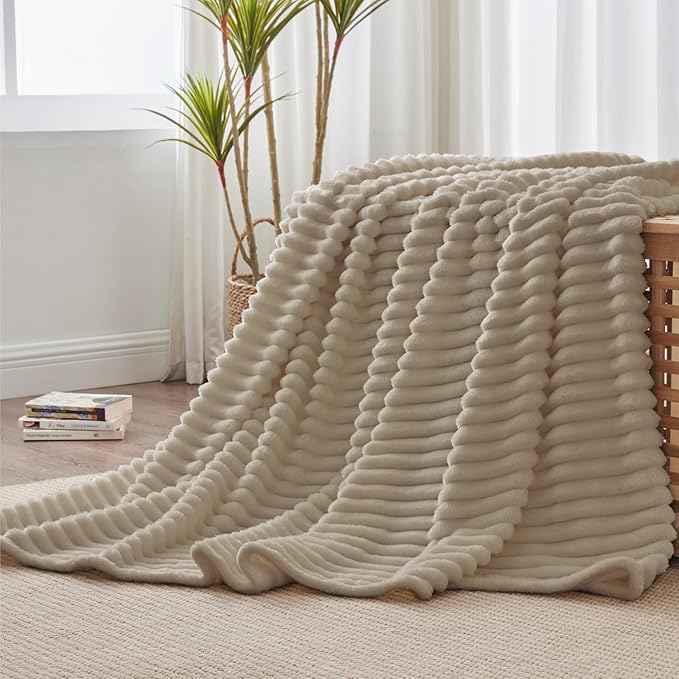 BEDELITE Fleece Throw Blanket for Couch - 300GSM Soft & Warm Fluffy Linen Blanket, Decorative and Giftable Striped Blankets for Women, Men, 50"x70"