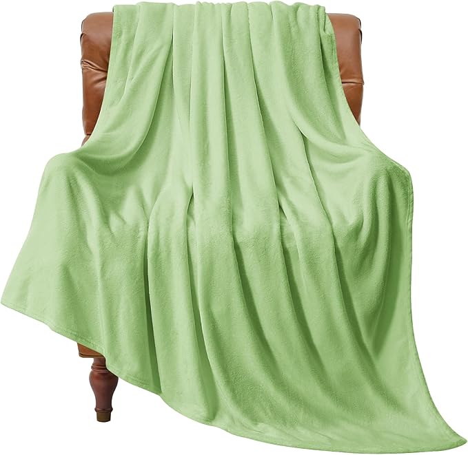 BEDELITE Fleece Blanket Grass Green Throw Blankets for Couch & Bed, Luxury Plush Cozy Fuzzy Blanket 50" x 60", Super Soft Warm Lightweight Throw Blanket for Travel Camping