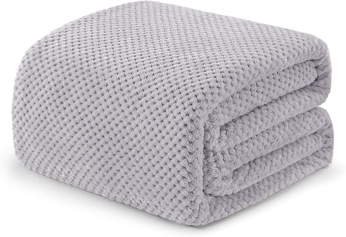 Exclusivo Mezcla Fleece Bed Blanket Twin Size, Super Soft and Warm Blankets for Couch, Sofa and Bed Waffle Textured, Cozy, Fuzzy and Lightweight (Light Grey, 60x80 inches)