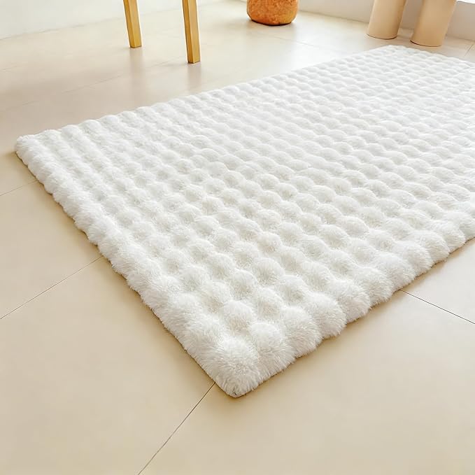 White Rabbit Plush Rug 2'x3', Fluffy Faux Fur Shaggy Area Rug for Nursery, Kids Room Decor, Soft Fuzzy Carpet for Living Room, Bedroom, Teen Girls Room