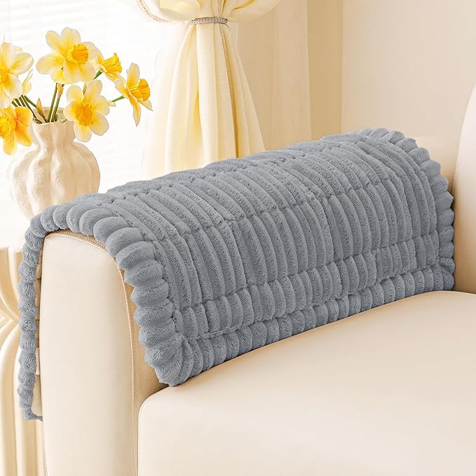 hyha Couch Covers for Dogs Washable, Non Slip Plush Dog Sofa Protectors, Fuzzy Pet Couch Covers for 3 Cushion Sofa Pet Friendly (Grey, 27.6" x 27.6")