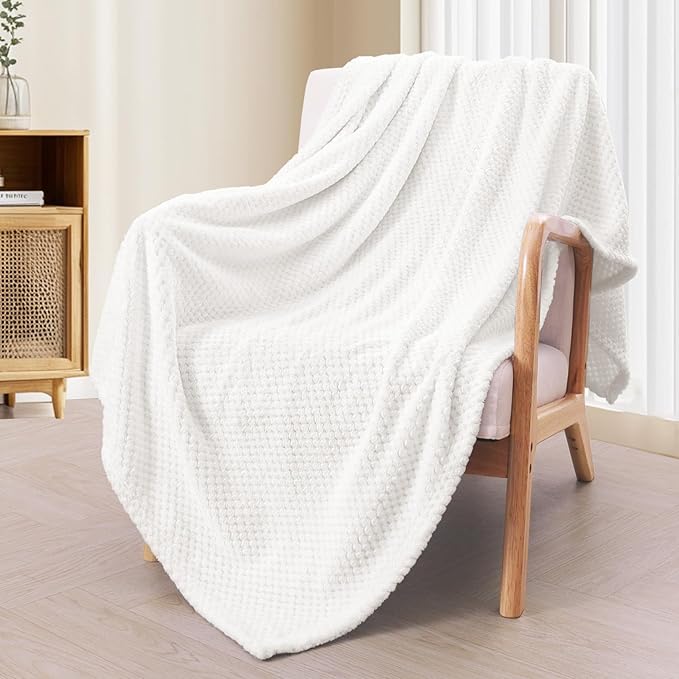 Exclusivo Mezcla Fleece Bed Blanket Twin Size, Super Soft and Warm Blankets for Couch, Sofa and Bed Waffle Textured, Cozy, Fuzzy and Lightweight (Pure White, 90x66 Inches)