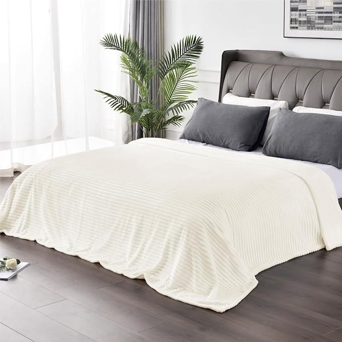 BEDELITE Fleece Blanket Queen Size – 3D Ribbed Jacquard Soft and Warm Decorative Fuzzy Blankets – Cozy, Fluffy, Plush Lightweight Throw Blankets for Couch, Bed, Sofa(Cream, 90x90 inches)