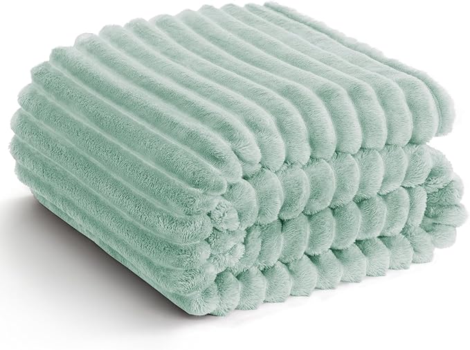 HIMEET Sage Green Ribbed Throw Blanket for Couch - 300GSM Lightweight Soft Fleece Blanket for Women, Cozy Blankets for Mothers Gifts, Striped Spring Home Room Decor, Sage Green, 50x60 Inches