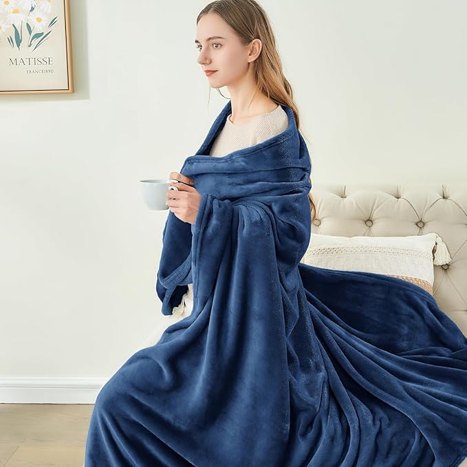BEDELITE Fleece Blanket Full Size Navy for Couch & Bed, Luxury Plush Cozy Fuzzy Blanket 84" x 90", Super Soft Warm Lightweight Throw Blanket for Travel Camping