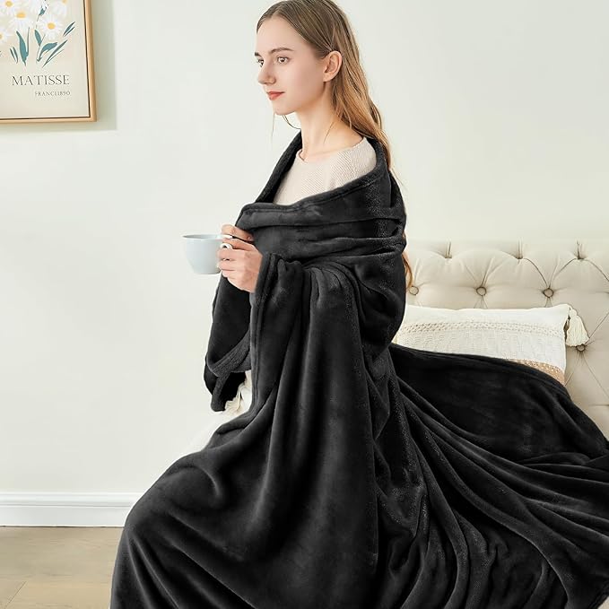 BEDELITE Fleece Blanket Black Throw Blanket for Couch & Bed, Luxury Plush Cozy Fuzzy Blanket 50" x 70", Super Soft Warm Lightweight Fall Throw Blanket for Travel Camping