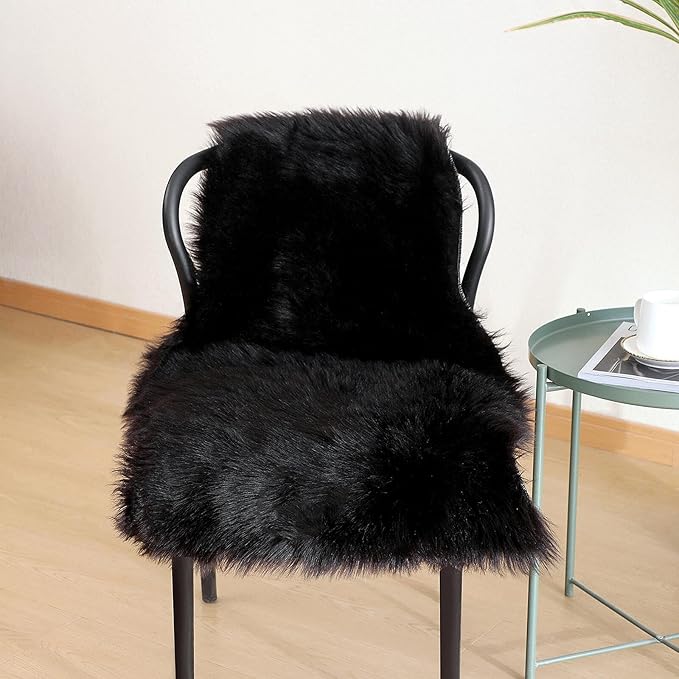 linmopm Faux Fur Rug Sheepskin Shag Fluffy Fuzzy Black 2x3 ft Small Rugs for Bedroom Bedside Bed Floor Living Room Plush High-Density Cushion Carpet Super Sofa Cover