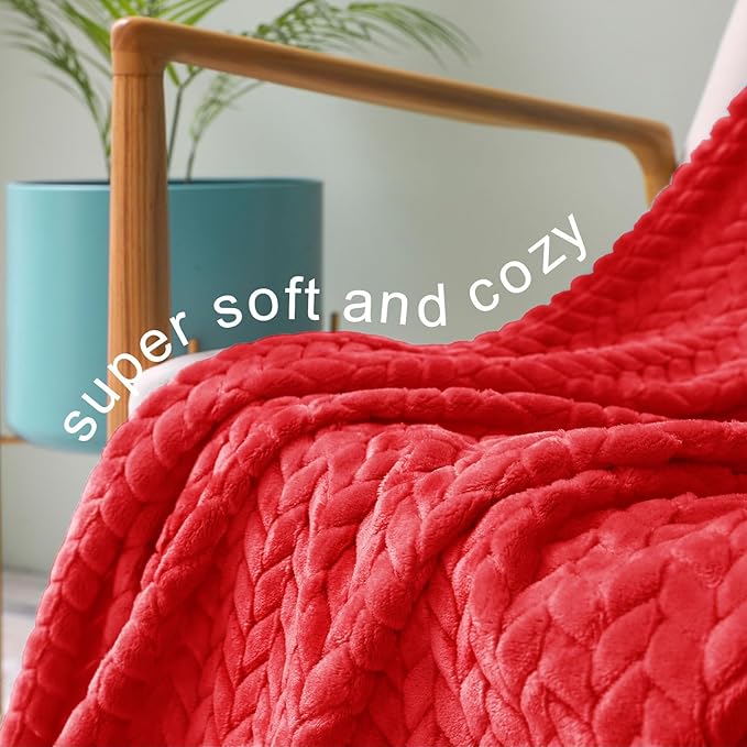 Exclusivo Mezcla Fleece King Size Blanket for Bed, 90x104 Inches Soft Cozy Jacquard Flannel Blankets, Lightweight Fuzzy Plush Warm for Women, Red