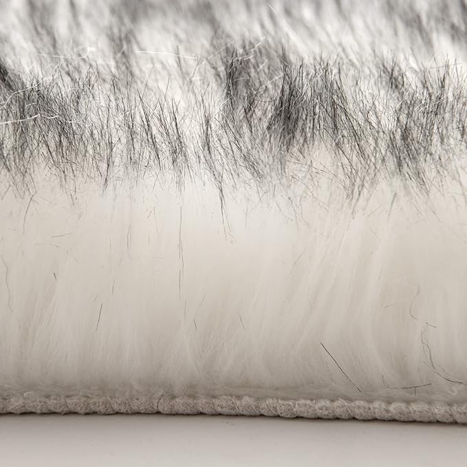 MIULEE Fluffy Rug Soft Shaggy Faux Fur Area Rug Luxury Plush Cloud Shape Carpet for Bedroom Living Room Sofa Chair 2 x 3 Feet, Gradient Grey