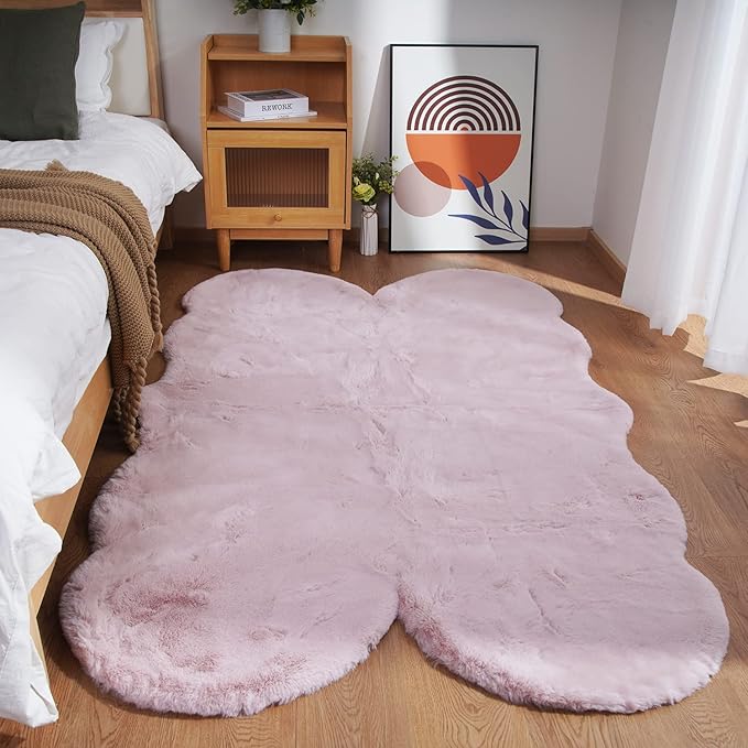 Ghouse Soft Faux Sheepskin Fur Rug 4x6 Pink Fluffy Plush Shag Bedside Rug Nursery Rugs Carpet Area Rug for Living Room Bedroom Playing Room Decor
