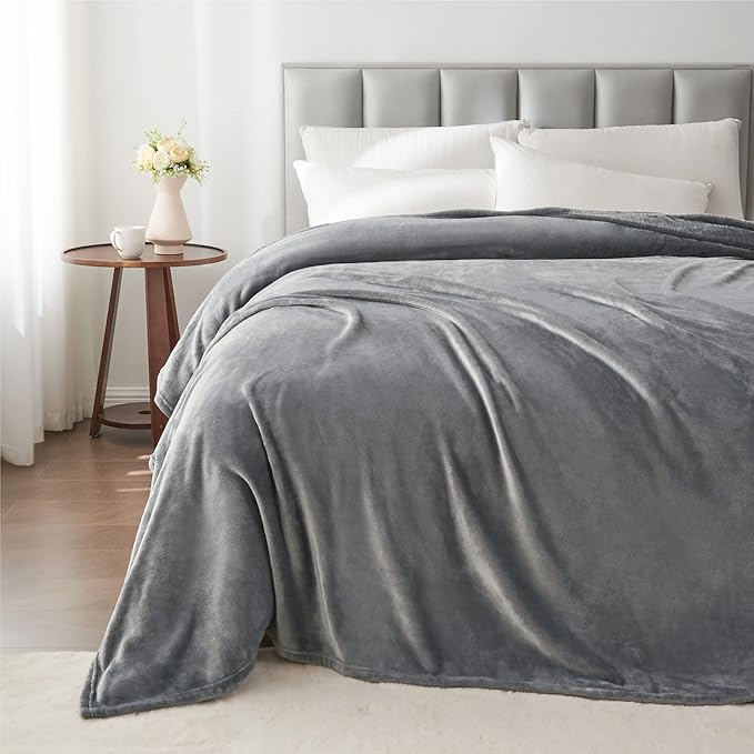BEDELITE Fleece Blankets King Size for Bed, Luxury Plush Cozy Fuzzy Blanket 108x90 inches, Super Soft Warm Lightweight Throw Blanket All Seasons Suitable, Grey