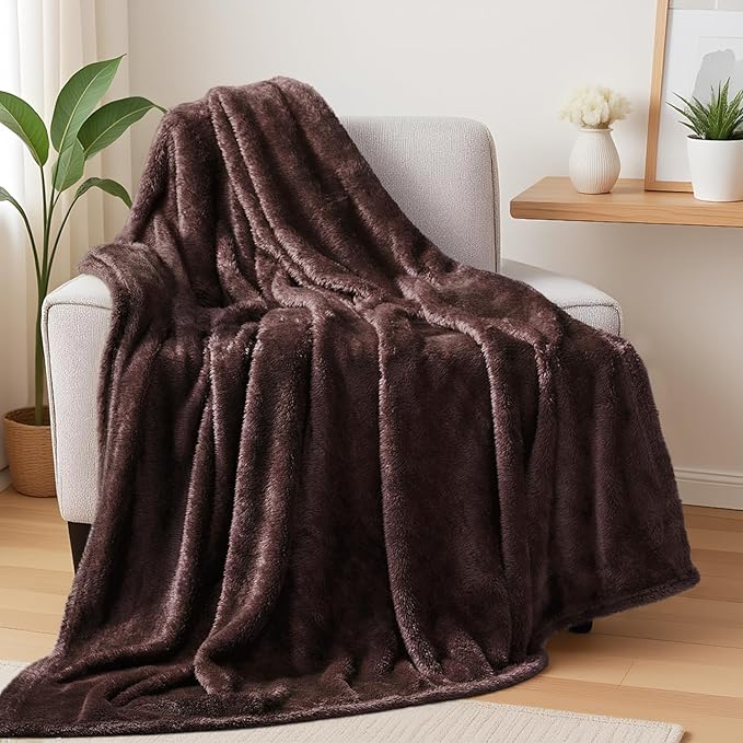 Exclusivo Mezcla Plush Fuzzy Fleece Throw Blanket Extra Large, Super Soft, Fluffy and Warm Blankets for Couch, Bed, All Season (Coffee, 50x70 inches)