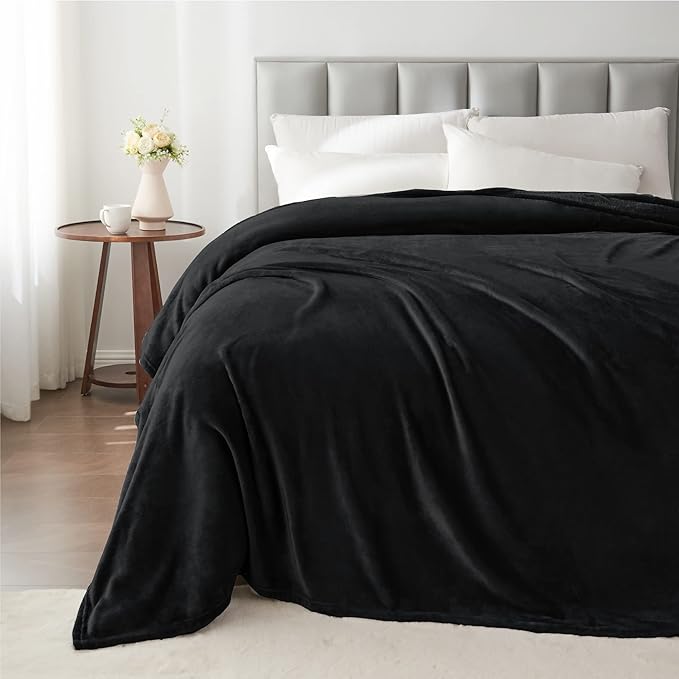 BEDELITE King Size Blanket for Bed, Luxury Plush Cozy Fuzzy Fleece Blanket 108x90 inches, Super Soft Warm Big Lightweight Throw Blanket All Seasons Suitable, Black (Pack of 2)