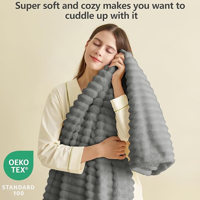 HIMEET Grey Ribbed King Size Blanket for Bed - 300GSM Lightweight Fleece Blanket for Men Women, Large Cozy Sofa Couch Bed Blankets Gifts, Striped Spring Home Room Decor, Grey, 108x90 Inches