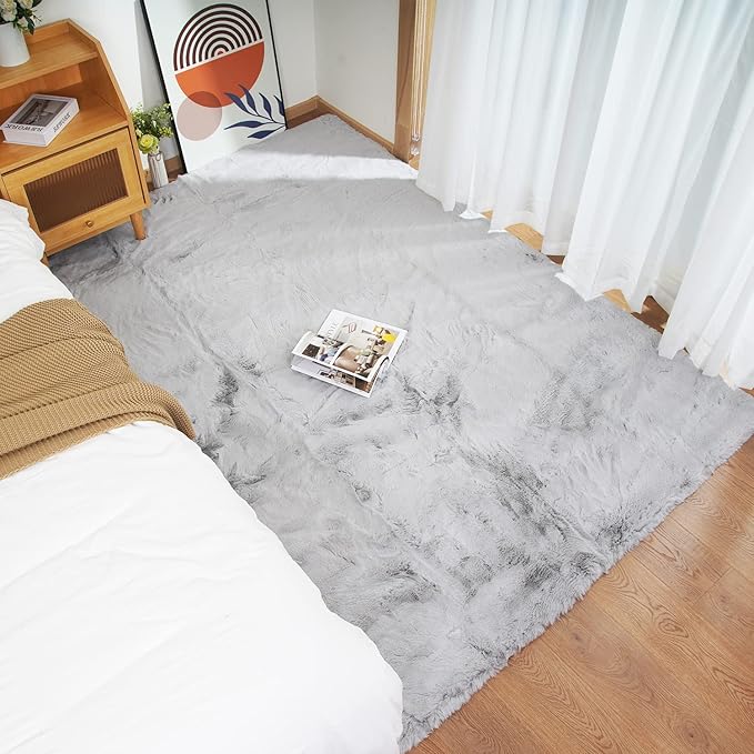 Ghouse Ultra Soft Faux Rabbit Fur Rug 4x6, Machine Washable Area Rugs for Bedroom Fluffy Rugs for Living Room, No-Shedding Carpet Sheepskin Rug Grey