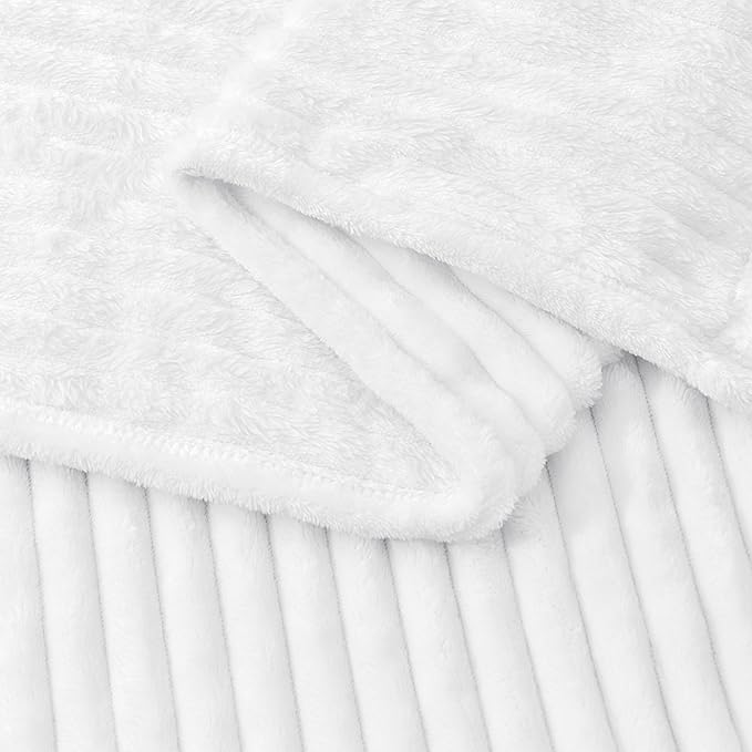 BEDELITE Fleece Blanket Twin Size – 3D Ribbed Jacquard Soft and Warm Decorative Fuzzy Blankets – Cozy, Fluffy, Plush Lightweight Throw Blankets for Couch, Bed, Sofa(White, 60x80 inches)
